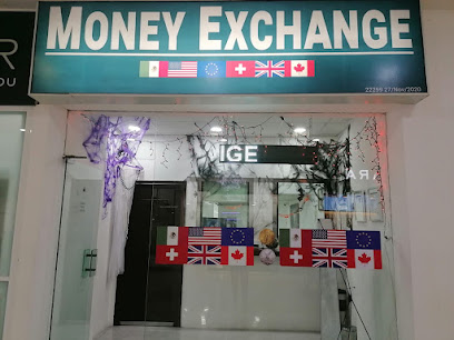 Foto Money Exchange Bosques