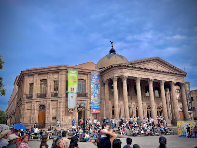 Foto La Alhóndiga Centro Cambiario