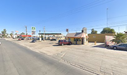 Foto Auto Viejo Centro Cambiario